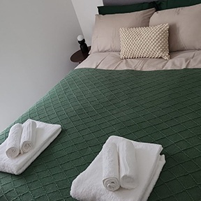 Airbnb Cleaner UK